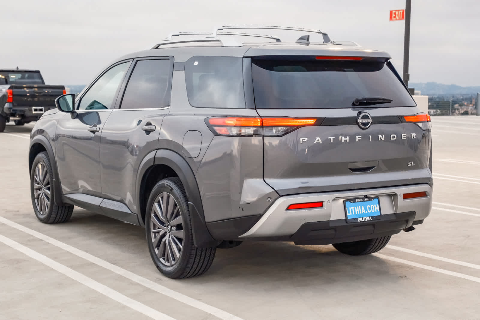 Thumbnail: 2022 Nissan Pathfinder - 6