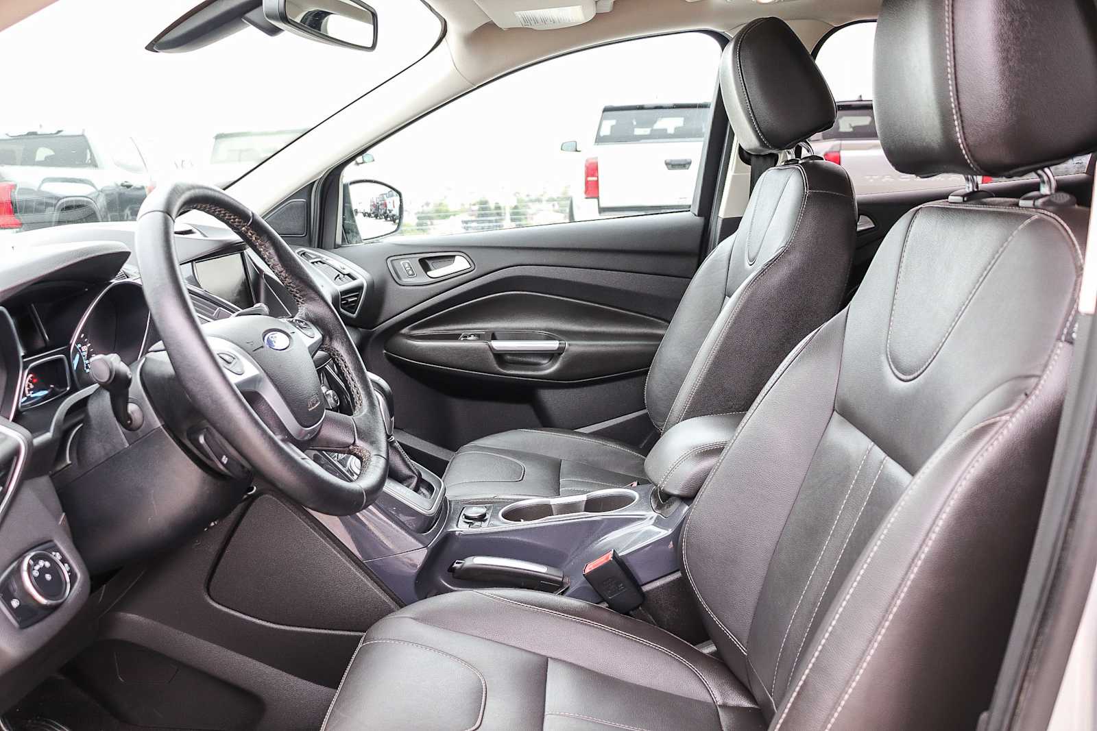 Thumbnail: 2013 Ford Escape - 18