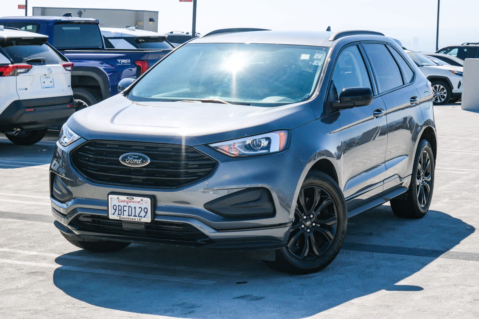 Thumbnail: 2022 Ford Edge - 1