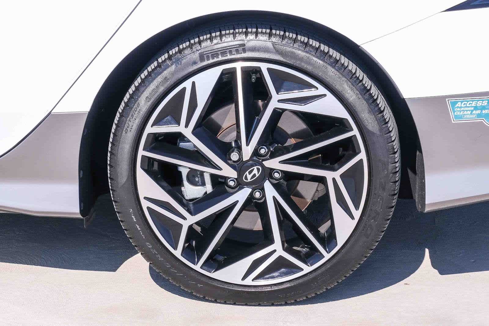 Thumbnail: 2024 Hyundai Ioniq 6 - 9