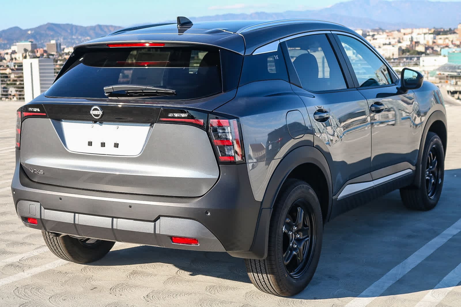 Thumbnail: 2026 Nissan Kicks - 8