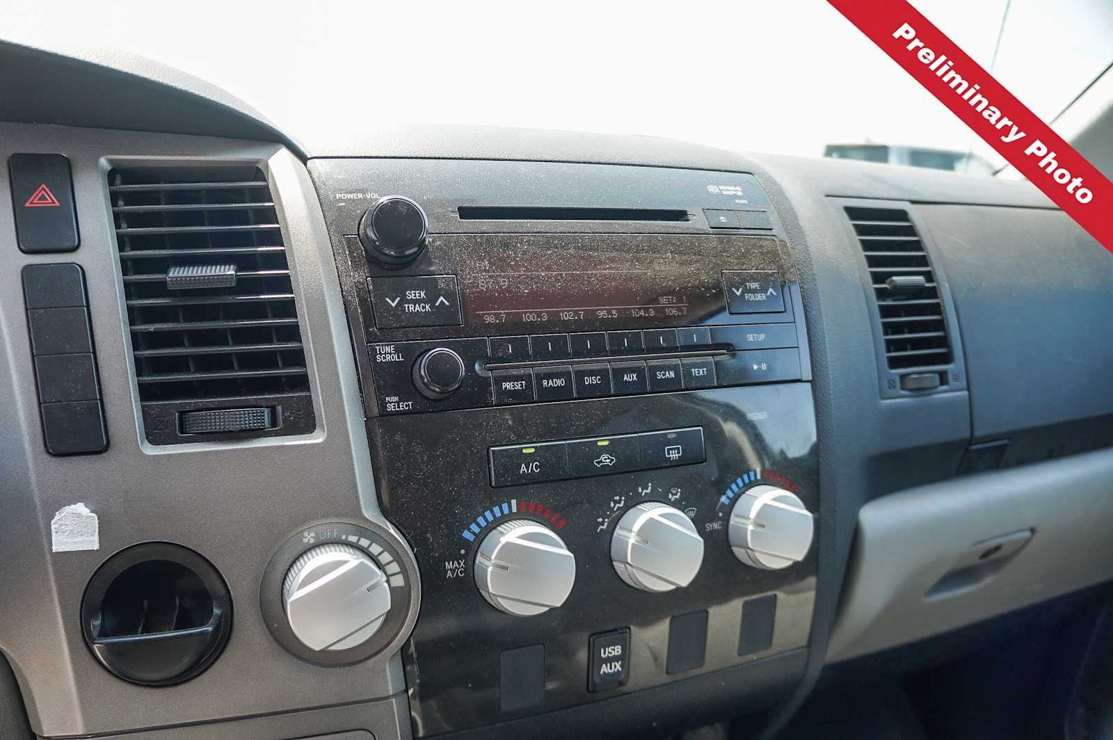 Thumbnail: 2012 Toyota Tundra - 18
