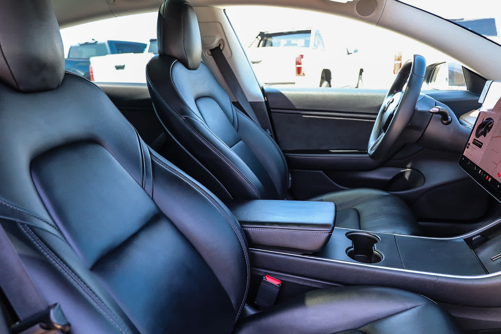 Thumbnail: 2018 Tesla Model 3 - 16