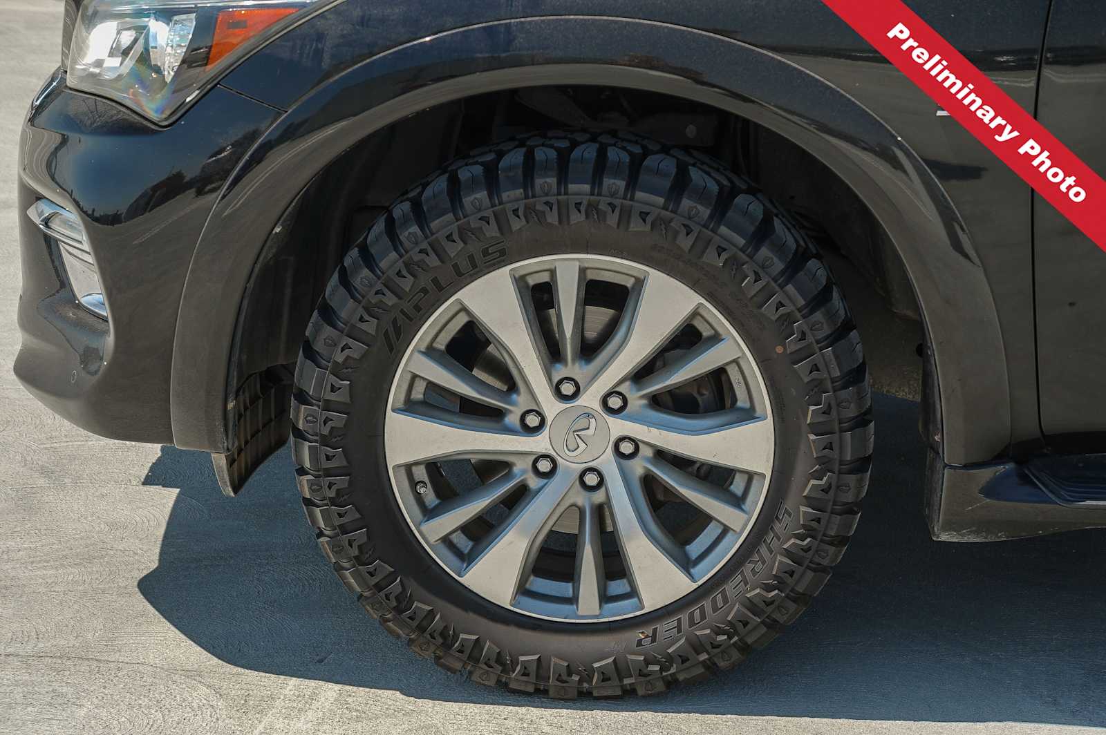 Thumbnail: 2015 INFINITI QX80 - 12
