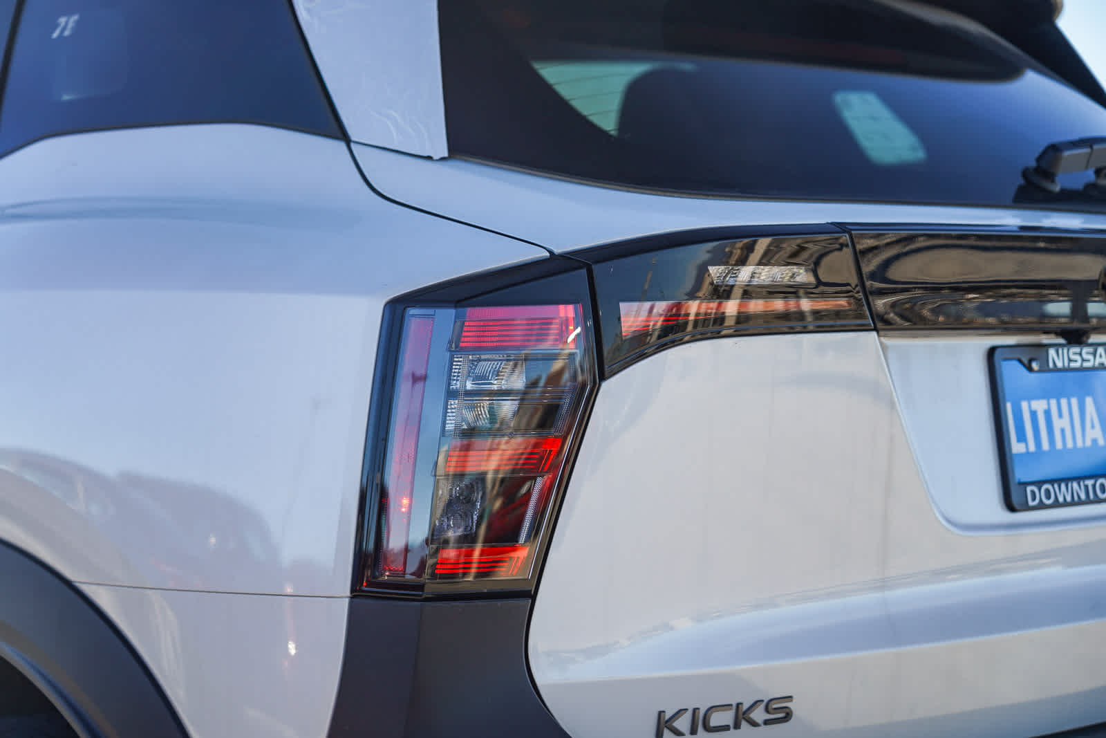 Thumbnail: 2026 Nissan Kicks - 9