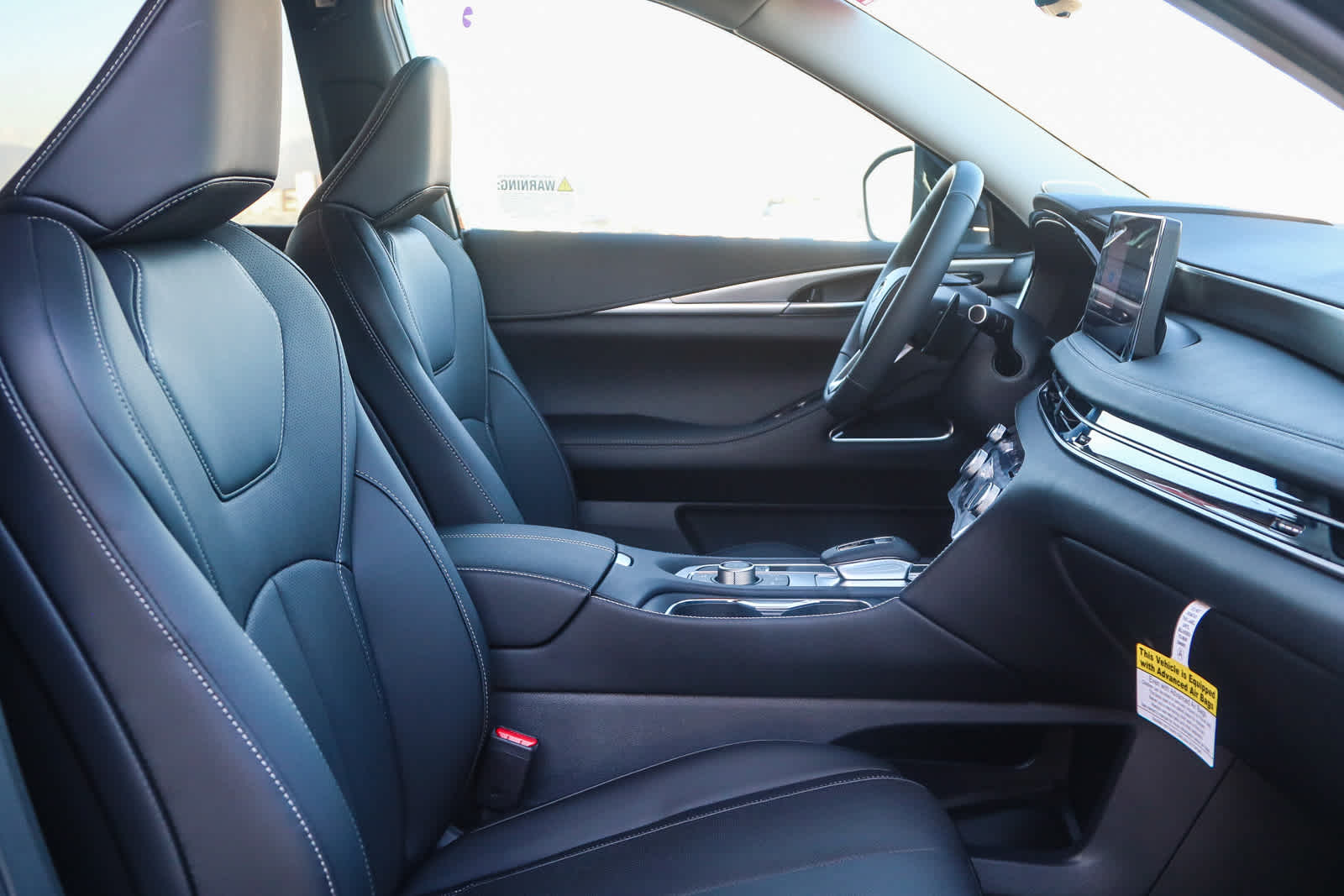 Thumbnail: 2026 INFINITI QX60 - 19