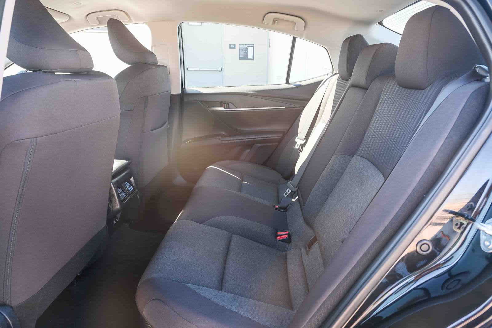 Thumbnail: 2025 Toyota Camry - 17