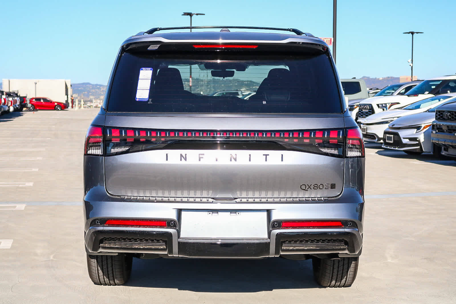 Thumbnail: 2026 INFINITI QX80 - 7