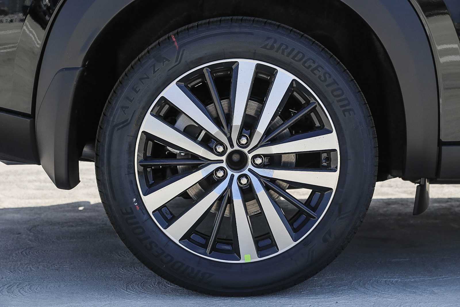 Thumbnail: 2025 Nissan Pathfinder - 11