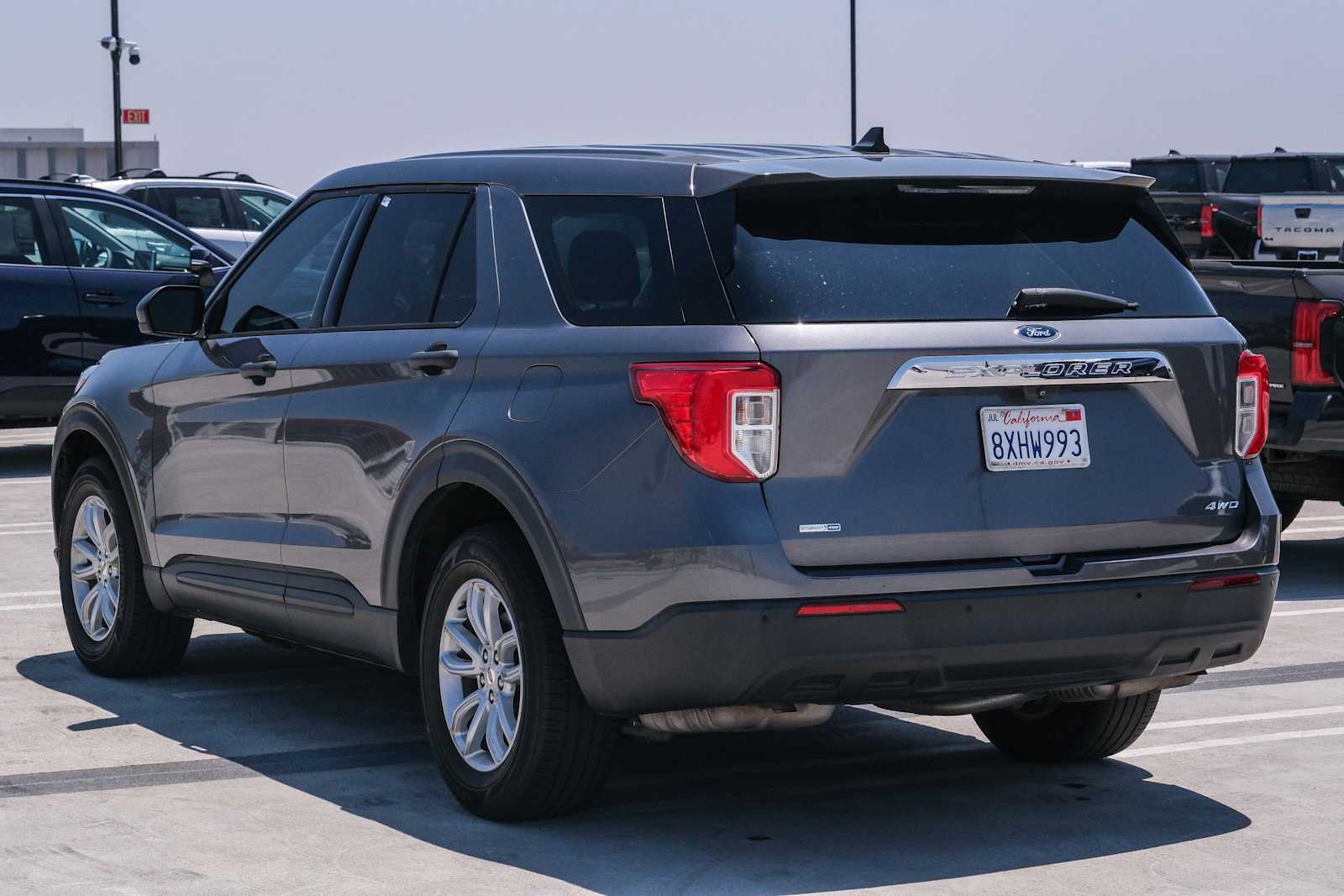 Thumbnail: 2021 Ford Explorer - 6