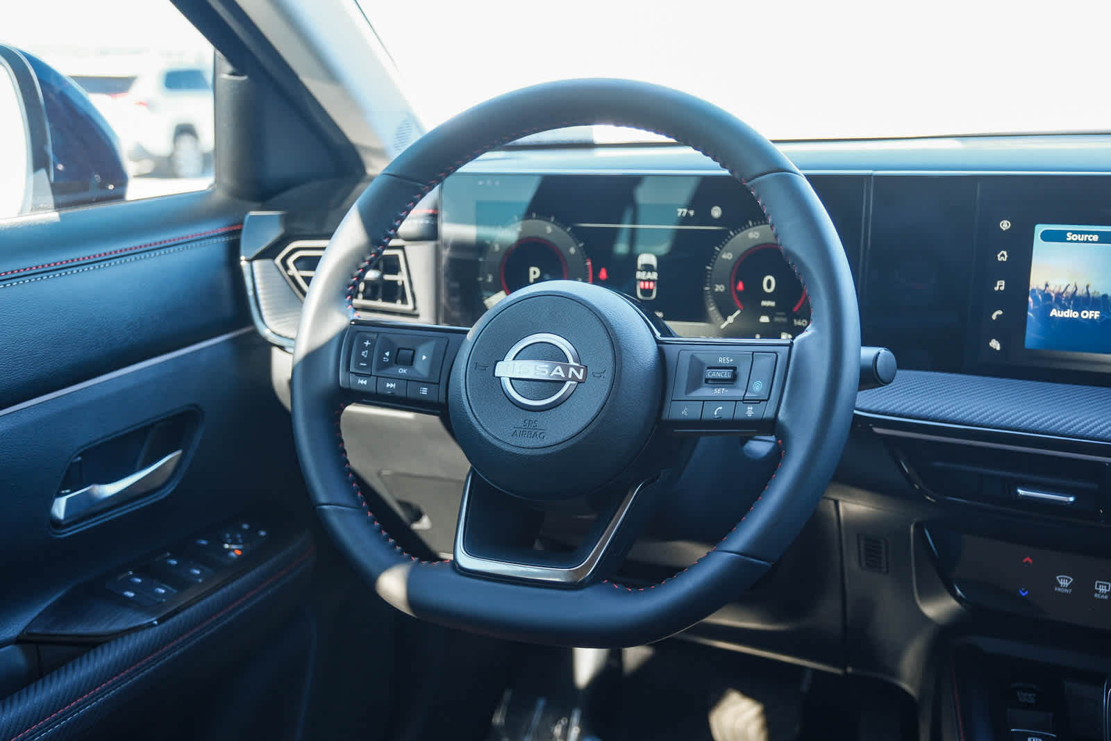 Thumbnail: 2025 Nissan Kicks - 18