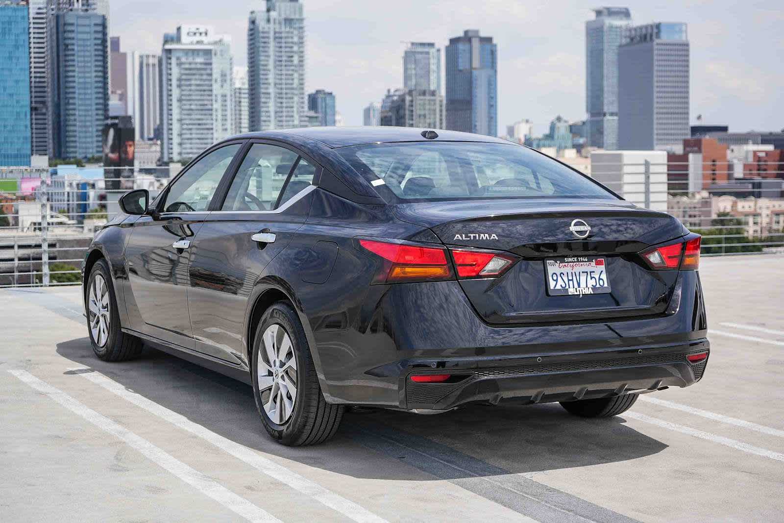 Thumbnail: 2025 Nissan Altima - 8