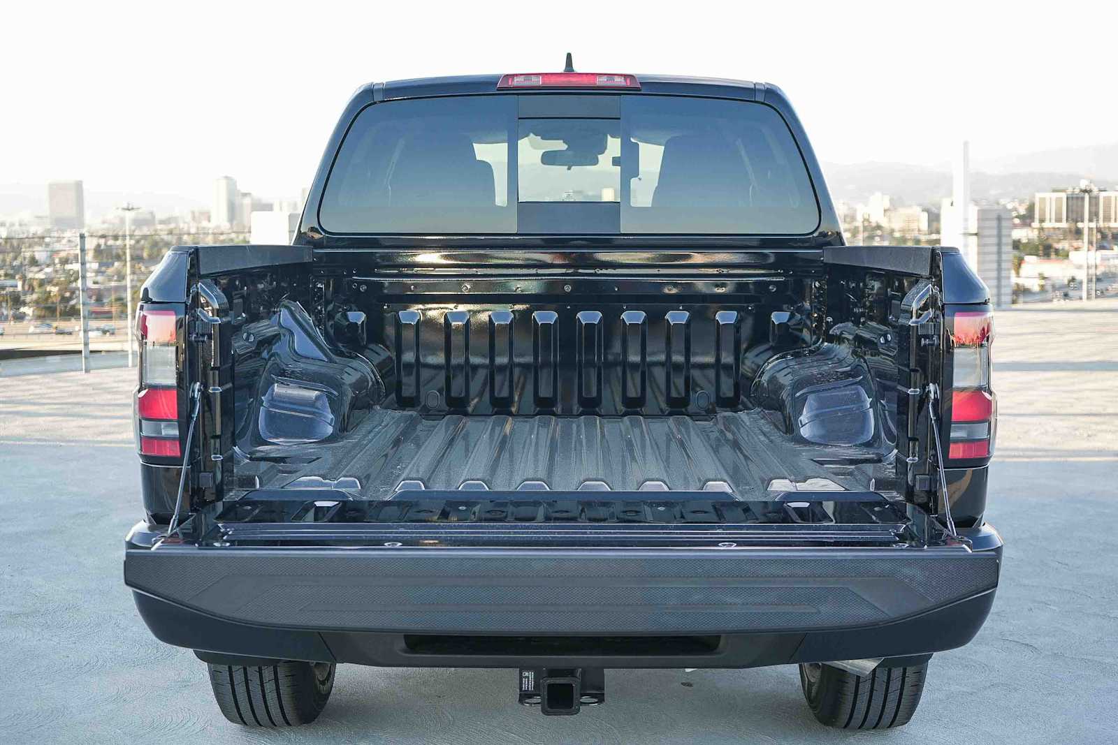 Thumbnail: 2026 Nissan Frontier - 12