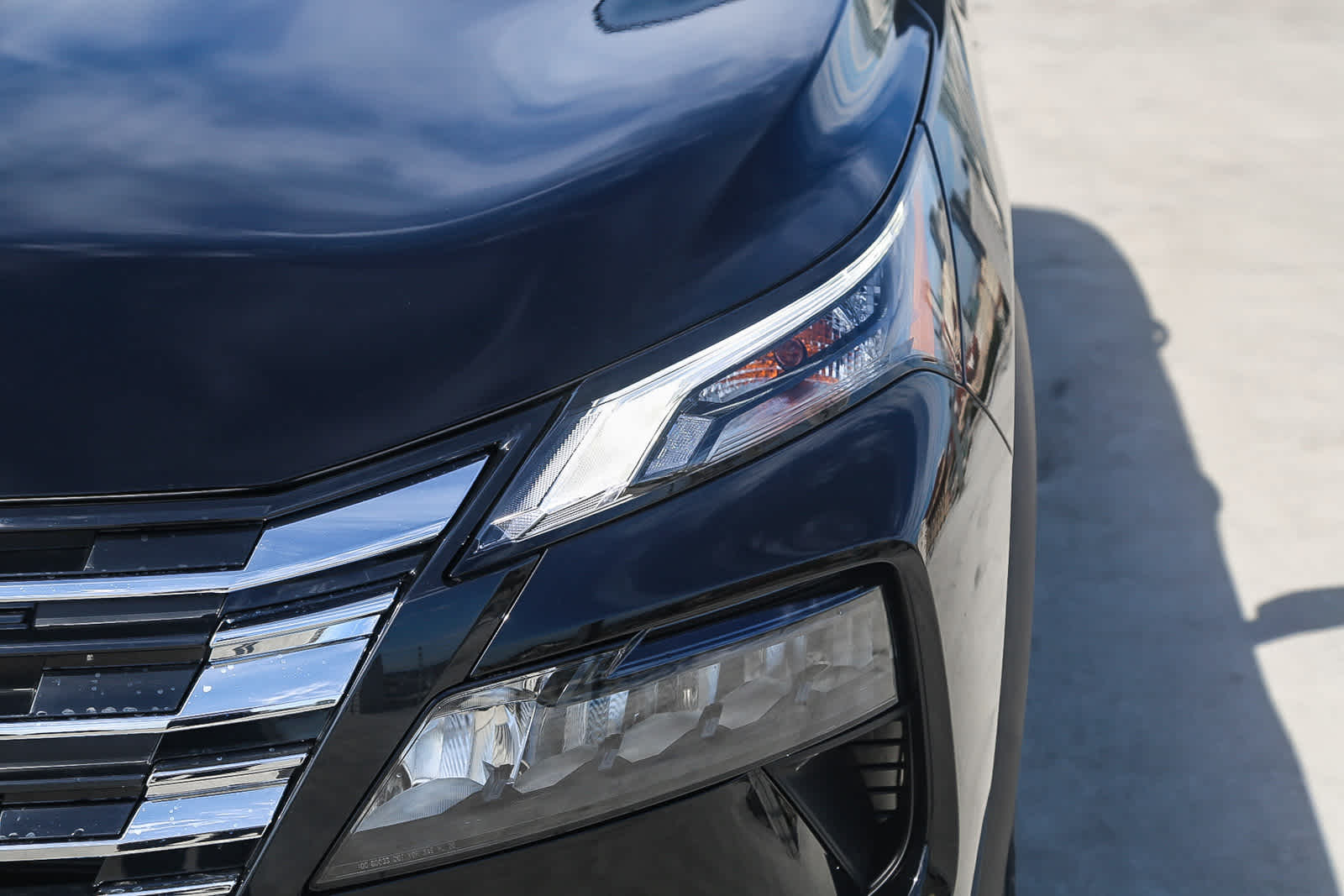 Thumbnail: 2026 Nissan Rogue - 4
