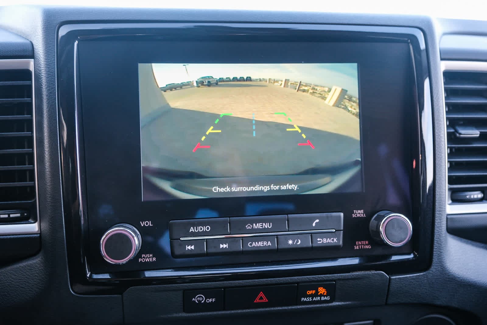 Thumbnail: 2023 Nissan Frontier - 25