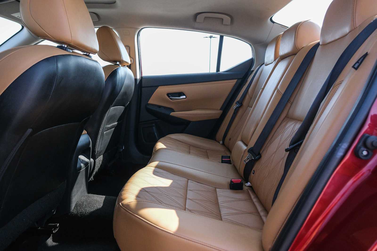 Thumbnail: 2023 Nissan Sentra - 18