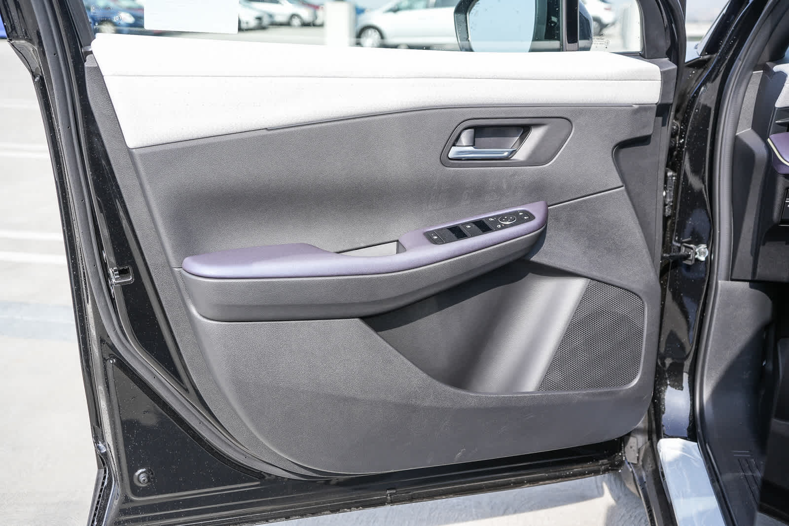 Thumbnail: 2026 Nissan Leaf - 23