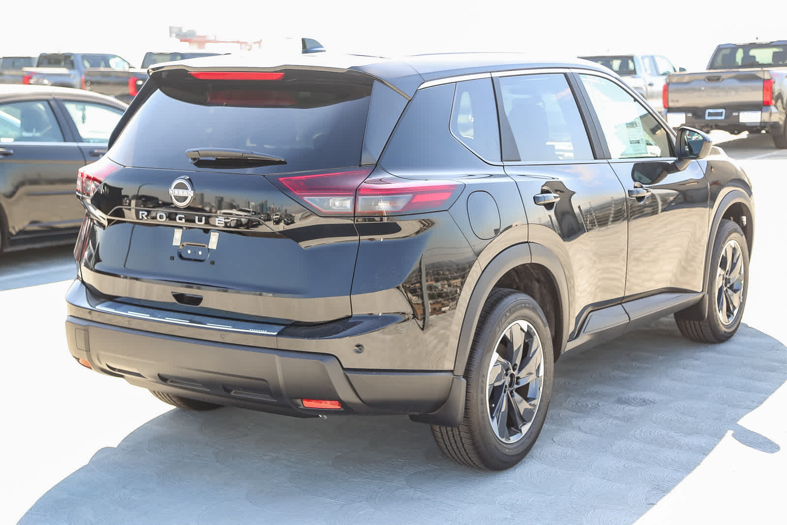 Thumbnail: 2025 Nissan Rogue - 5