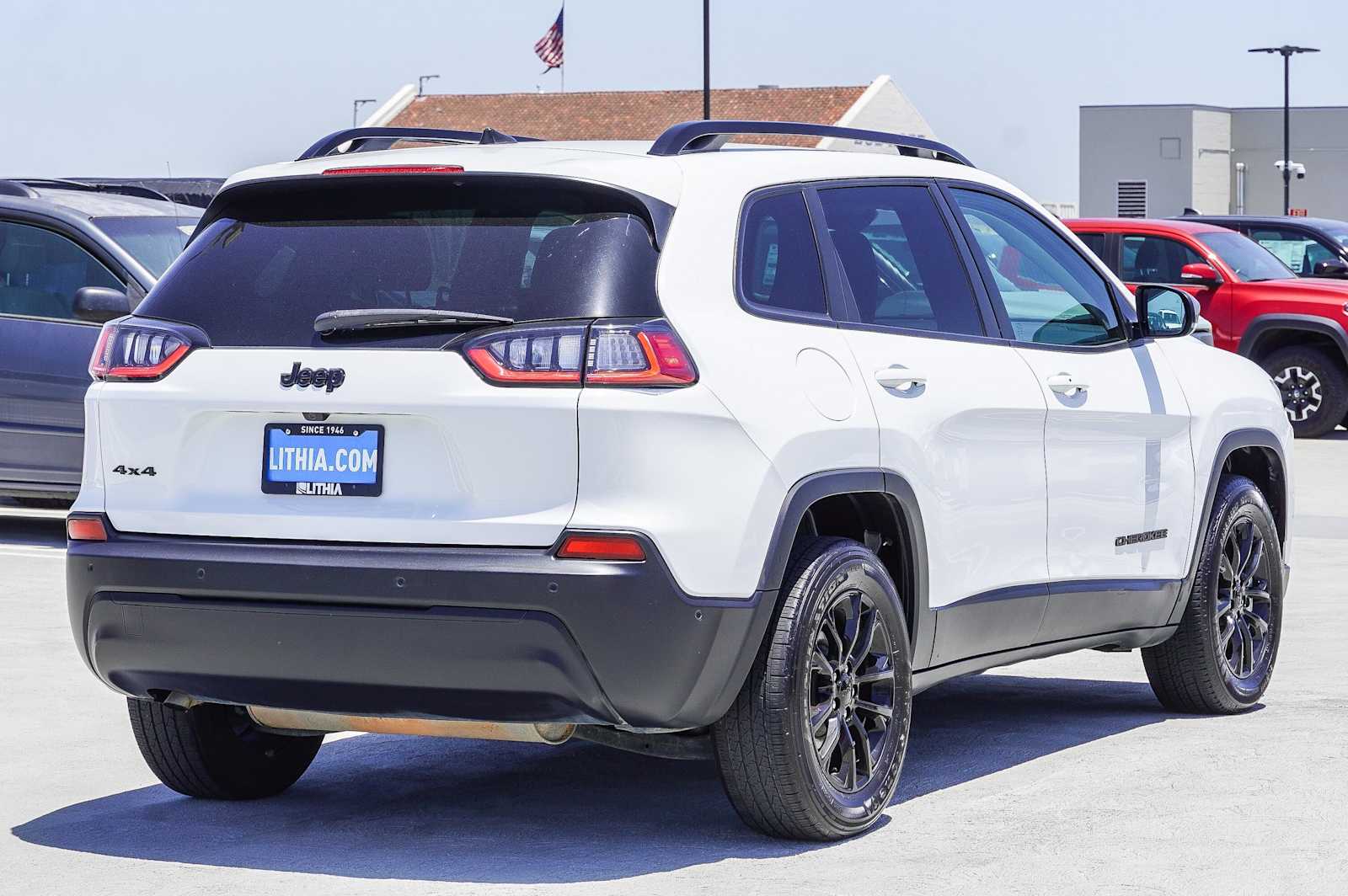 Thumbnail: 2023 Jeep Cherokee - 4
