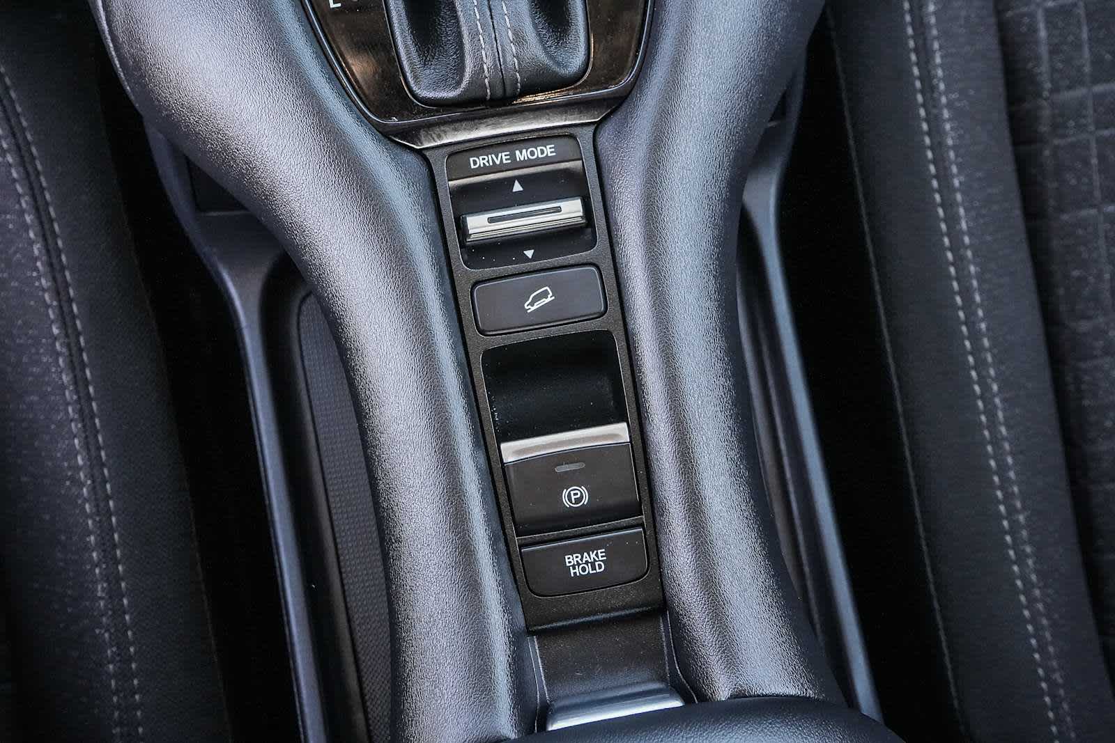 Thumbnail: 2025 Honda HR-V - 20