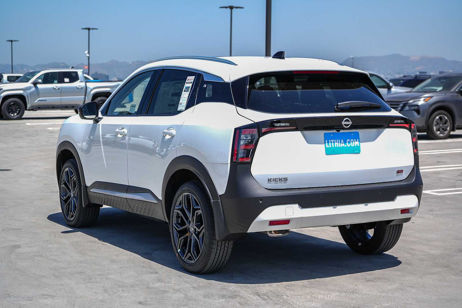 Thumbnail: 2026 Nissan Kicks - 8