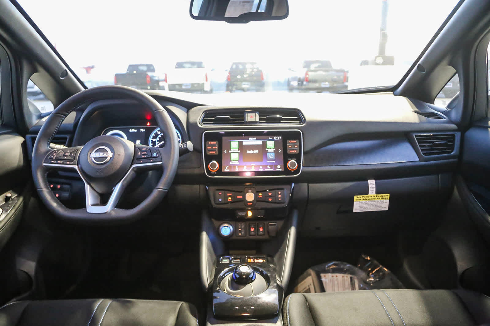 Thumbnail: 2025 Nissan Leaf - 13