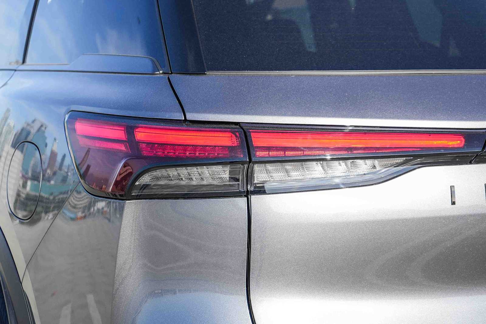 Thumbnail: 2026 INFINITI QX60 - 9