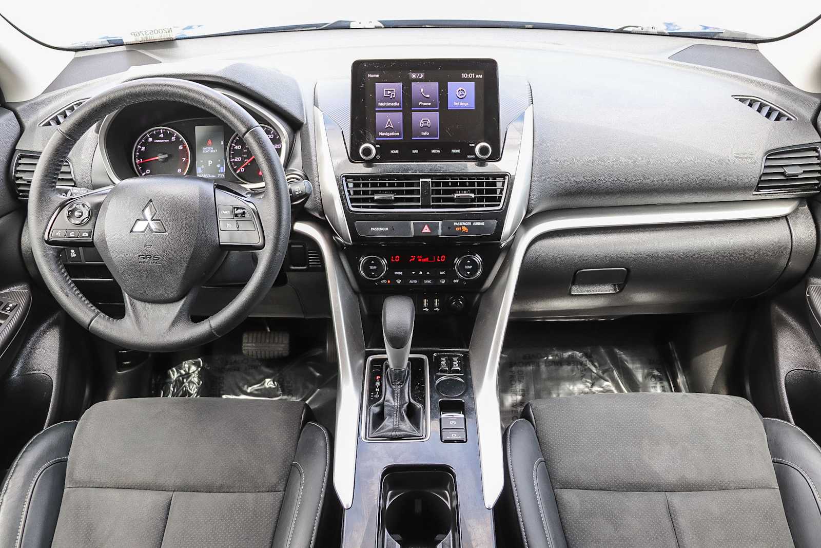 Thumbnail: 2022 Mitsubishi Eclipse Cross - 11