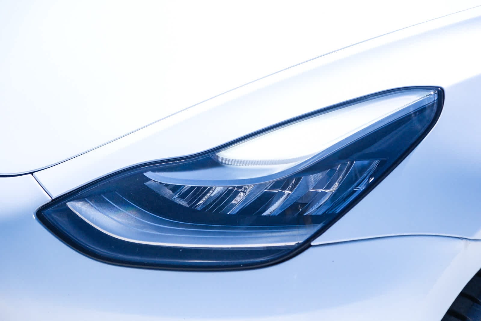 Thumbnail: 2018 Tesla Model 3 - 11