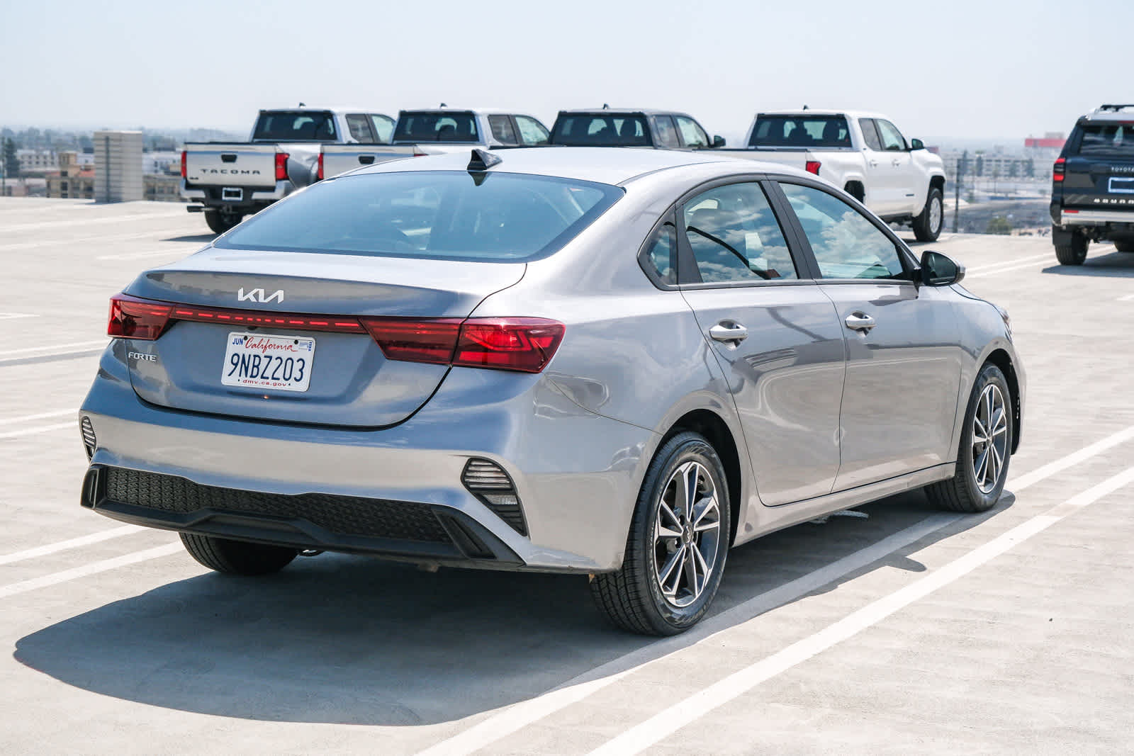 Thumbnail: 2024 Kia Forte - 4