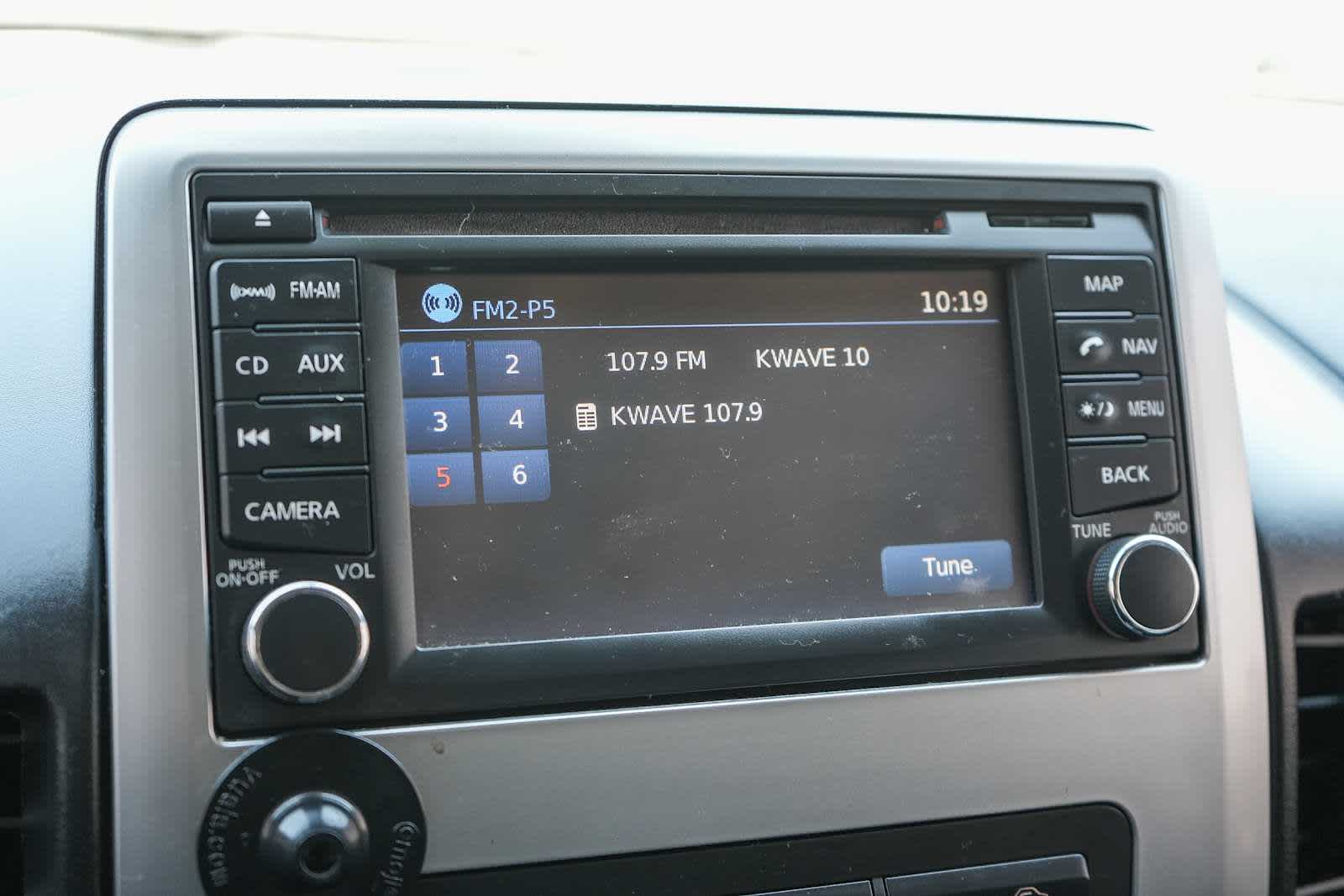 Thumbnail: 2013 Nissan Titan - 19