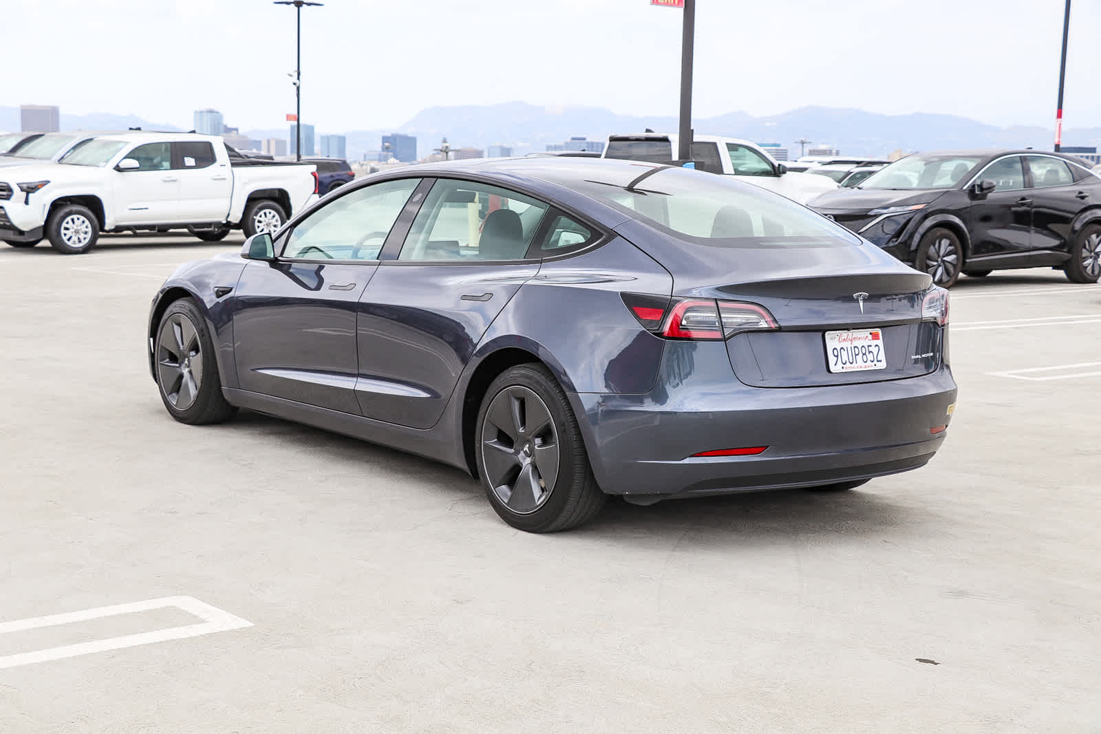 Thumbnail: 2022 Tesla Model 3 - 8