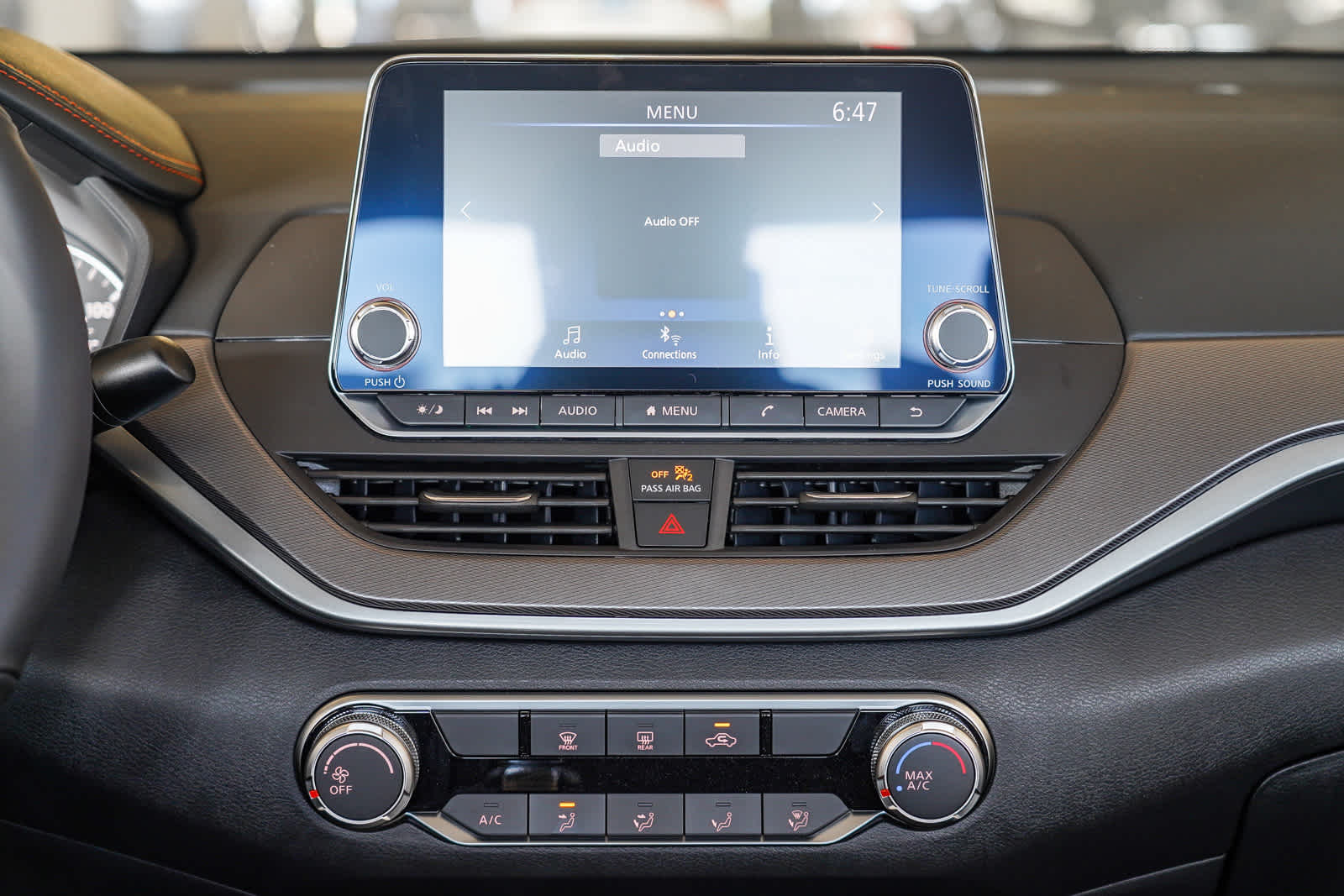 Thumbnail: 2025 Nissan Altima - 11