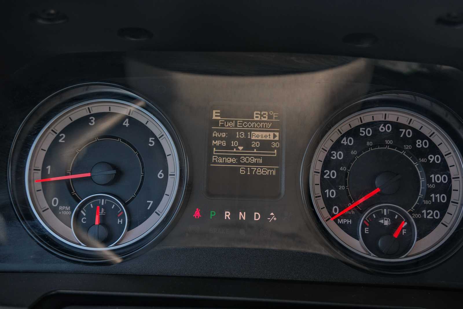 Thumbnail: 2019 RAM 1500 Classic - 18