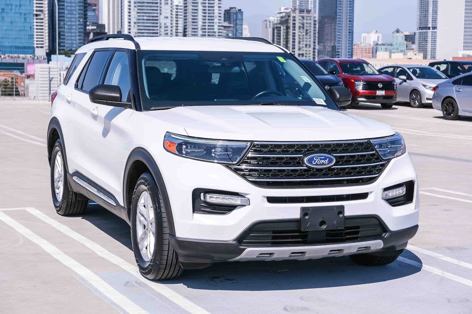 Thumbnail: 2023 Ford Explorer - 3