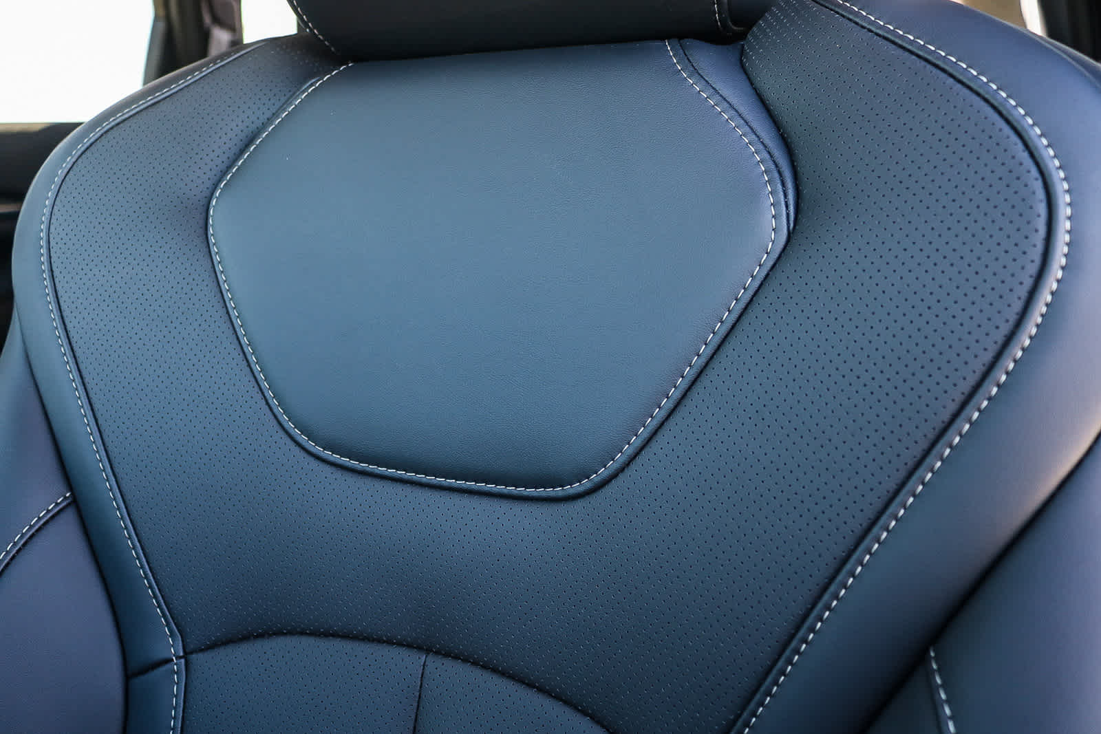 Thumbnail: 2026 INFINITI QX60 - 29