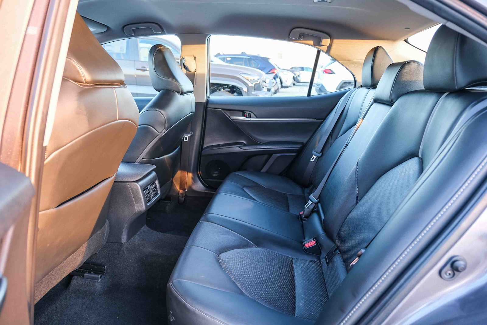 Thumbnail: 2023 Toyota Camry - 19