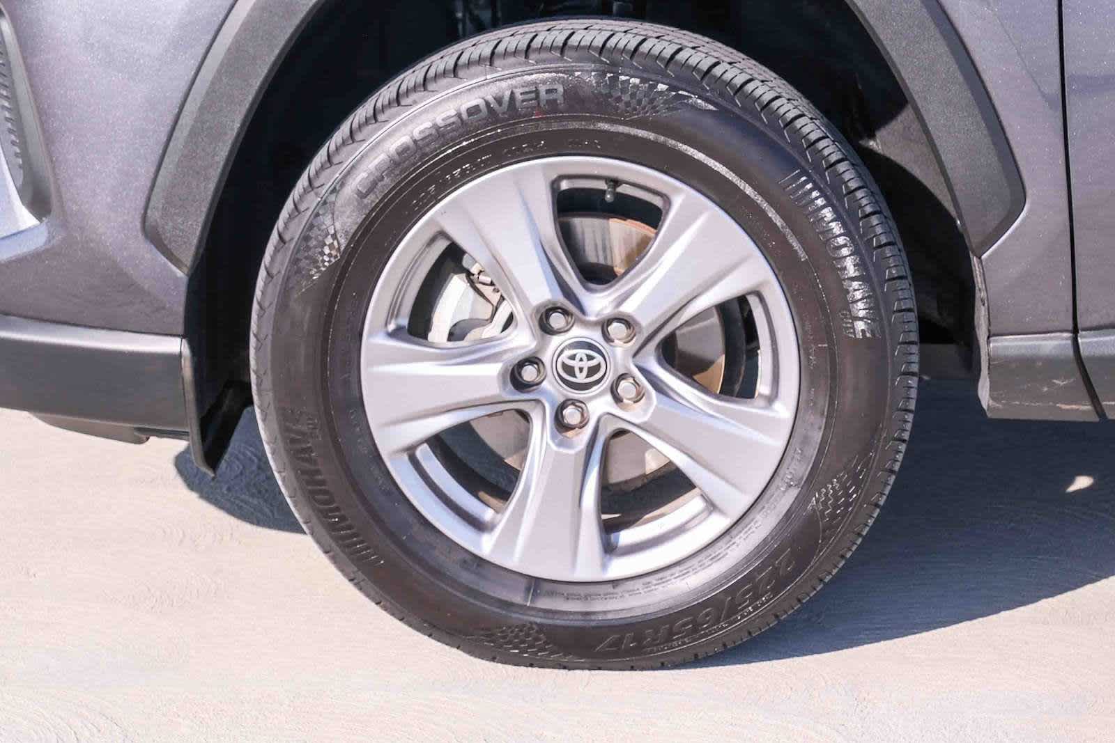 Thumbnail: 2025 Toyota RAV4 - 10