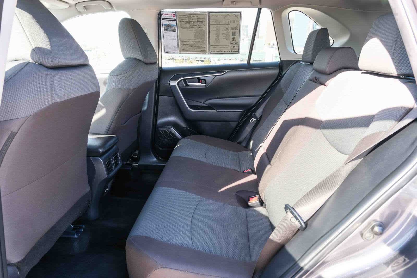 Thumbnail: 2025 Toyota RAV4 - 18