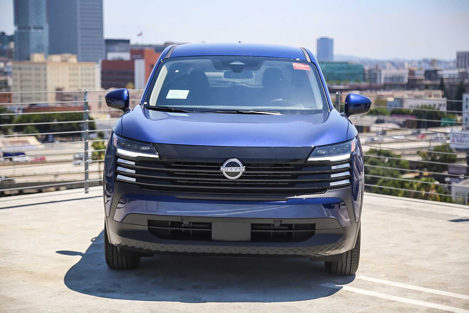 Thumbnail: 2025 Nissan Kicks - 2