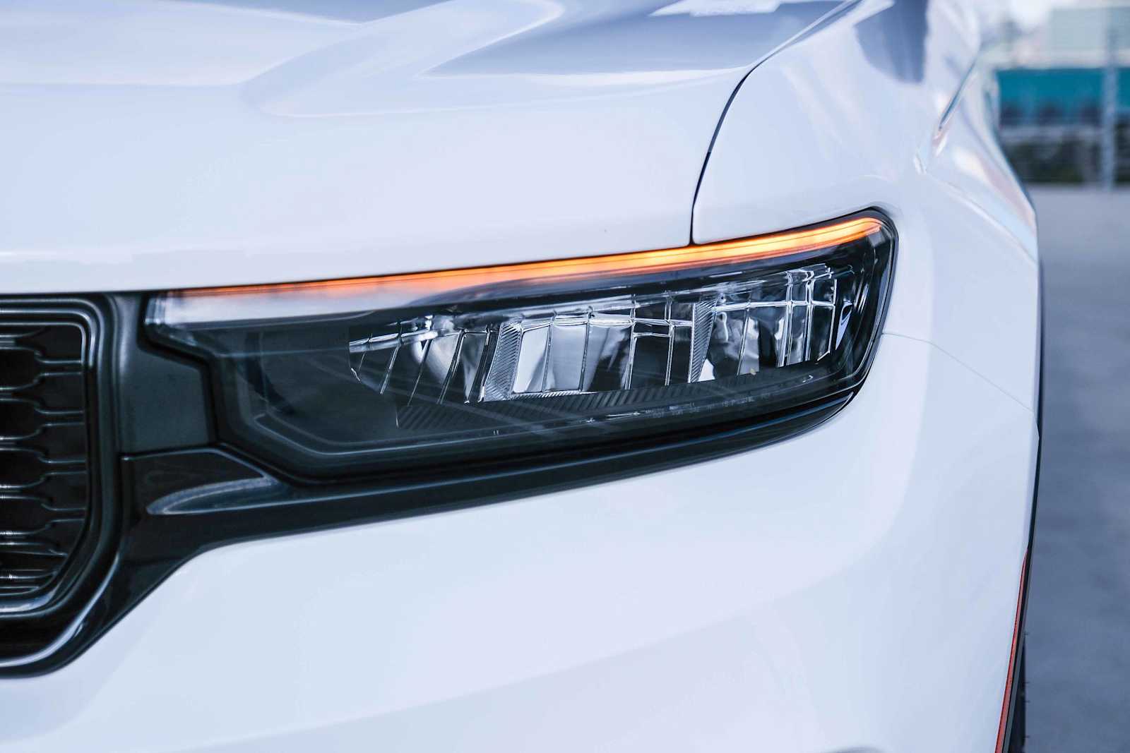 Thumbnail: 2023 Jeep Grand Cherokee - 11