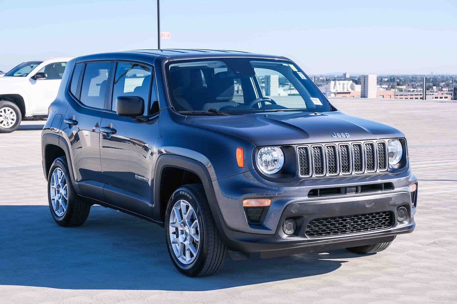 Thumbnail: 2023 Jeep Renegade - 3
