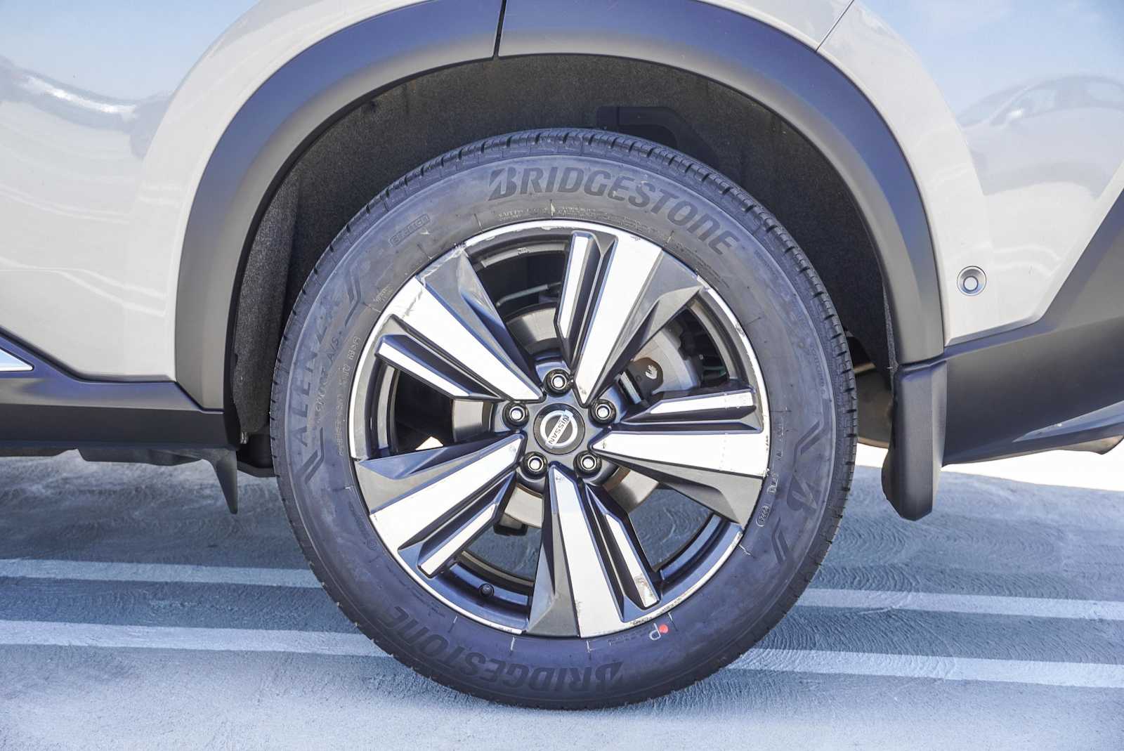 Thumbnail: 2021 Nissan Rogue - 9