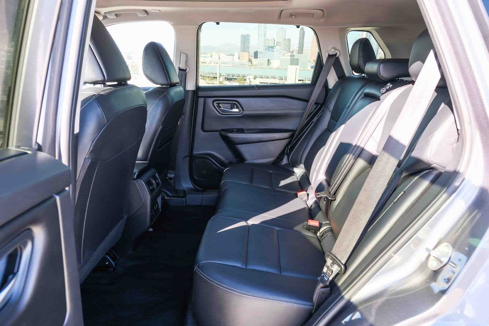 Thumbnail: 2025 Nissan Rogue - 18