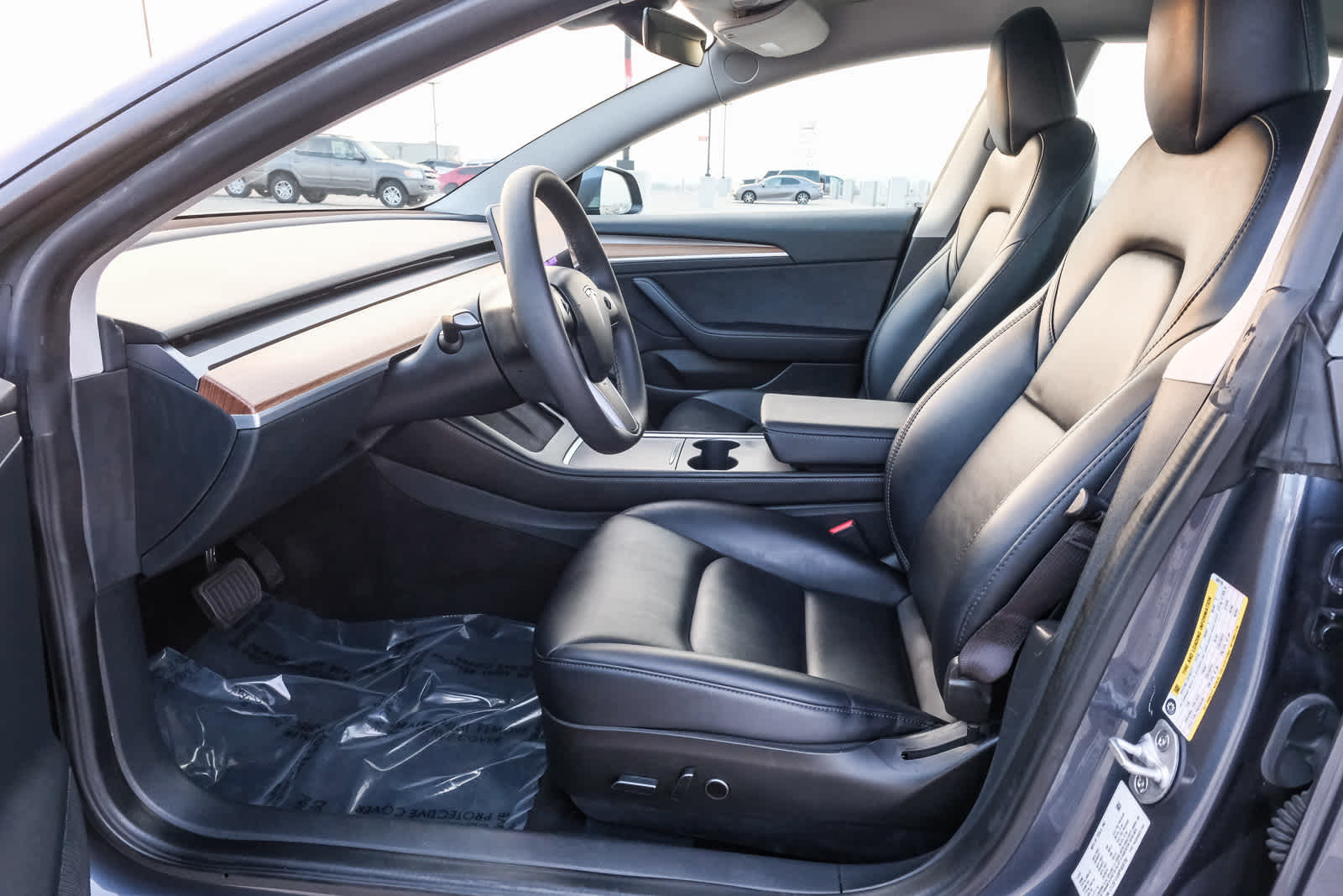 Thumbnail: 2023 Tesla Model 3 - 17