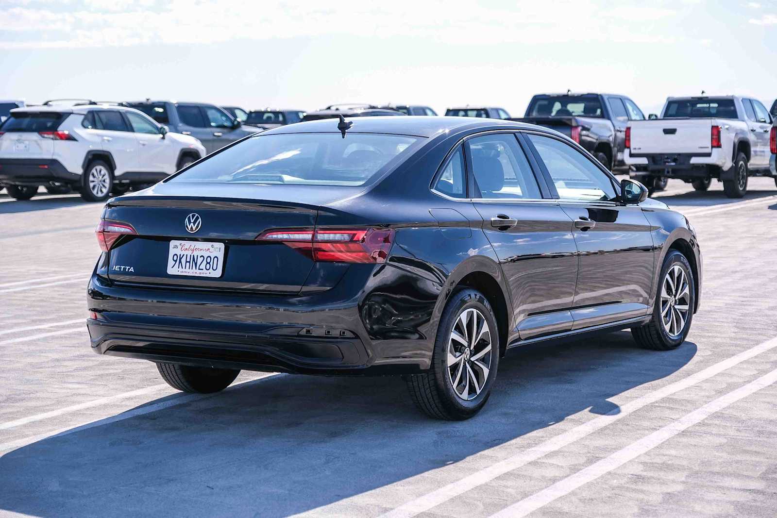 Thumbnail: 2024 Volkswagen Jetta - 4