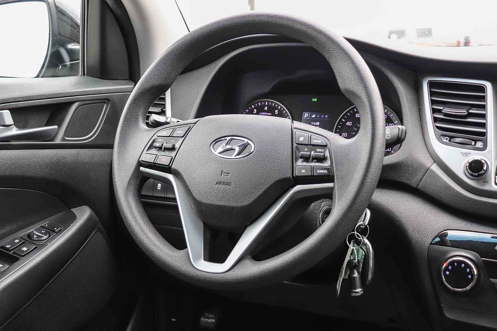 Thumbnail: 2017 Hyundai Tucson - 13