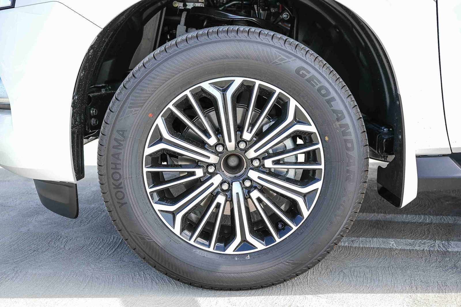 Thumbnail: 2026 Nissan Armada - 11