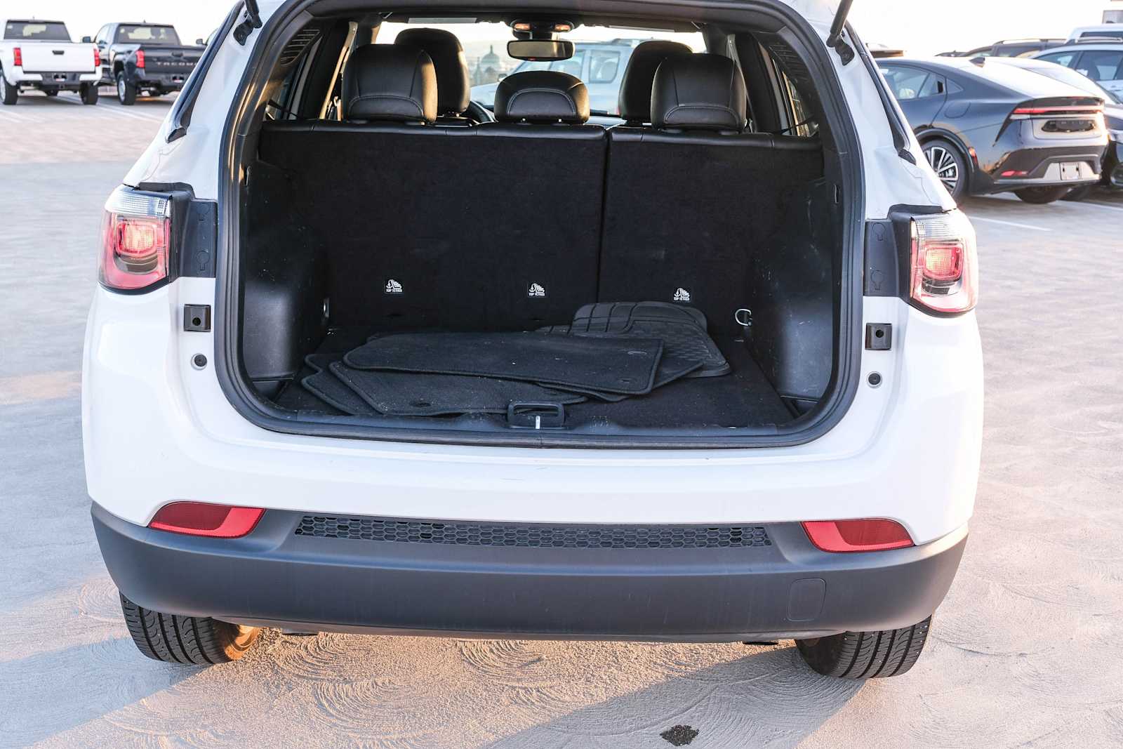Thumbnail: 2025 Jeep Compass - 28