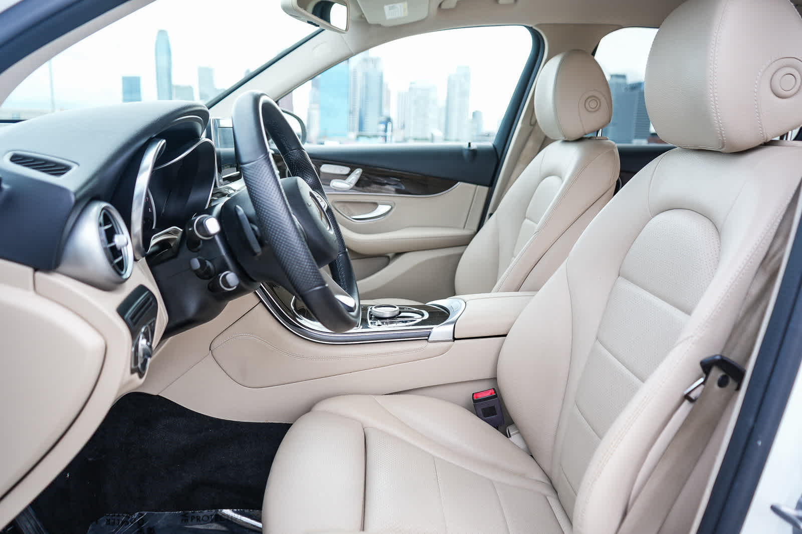 Thumbnail: 2019 Mercedes-Benz GLC - 20